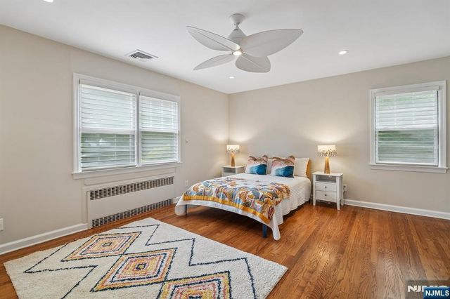 70 Kingwood Drive, Little Falls, NJ 07424