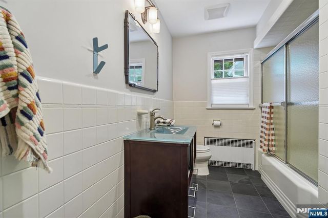 70 Kingwood Drive, Little Falls, NJ 07424