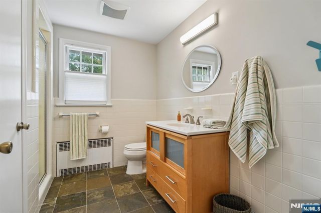 70 Kingwood Drive, Little Falls, NJ 07424
