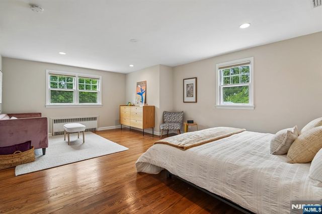 70 Kingwood Drive, Little Falls, NJ 07424