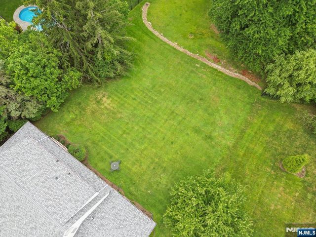 70 Kingwood Drive, Little Falls, NJ 07424