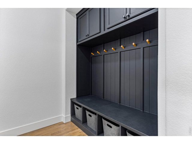 1833 Cheyenne Ct, Lafayette, CO 80026