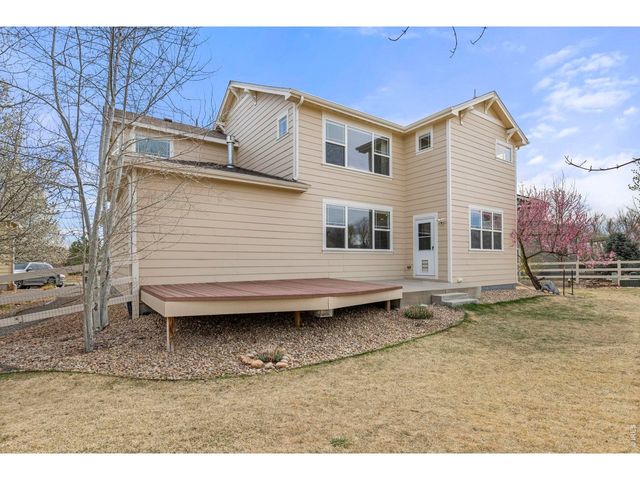 1833 Cheyenne Ct, Lafayette, CO 80026