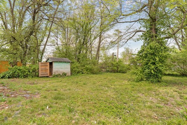2631 W Madison Street, Springfield, MO 65802