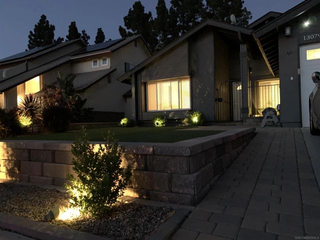 13079 War Bonnet St, San Diego, CA 92129