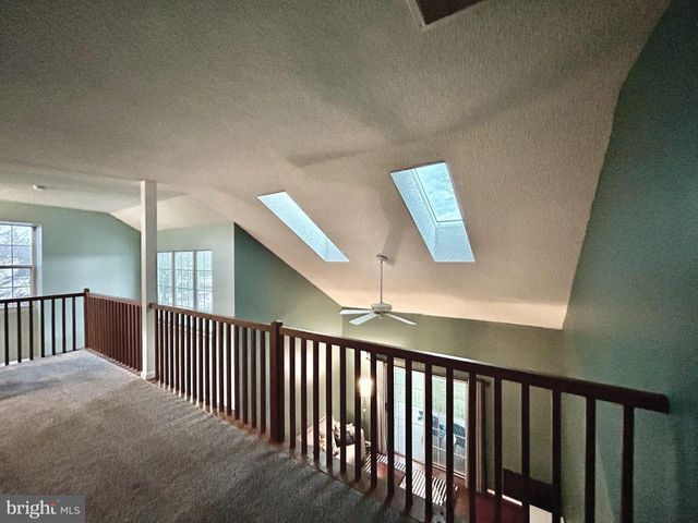 904B OLIPHANT LN, Mount Laurel, NJ 08054