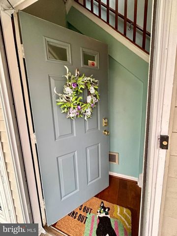 904B OLIPHANT LN, Mount Laurel, NJ 08054