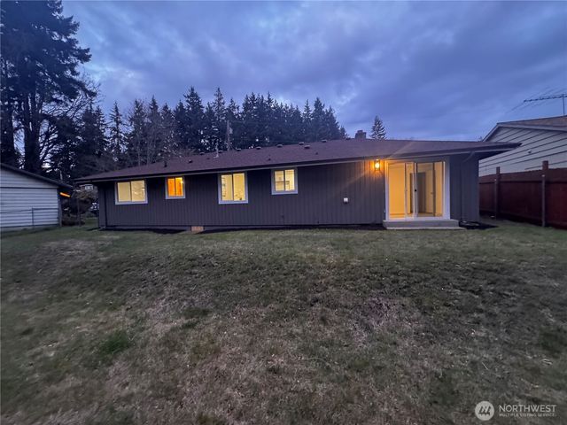 23106 67th Place W, Mountlake Terrace, WA 98043