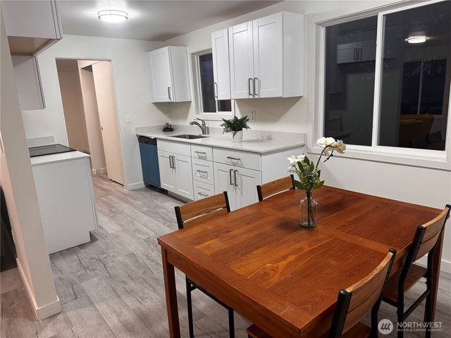 23106 67th Place W, Mountlake Terrace, WA 98043