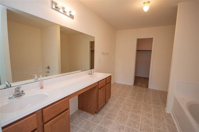 310 Falling Pine Drive, Conroe, TX 77304