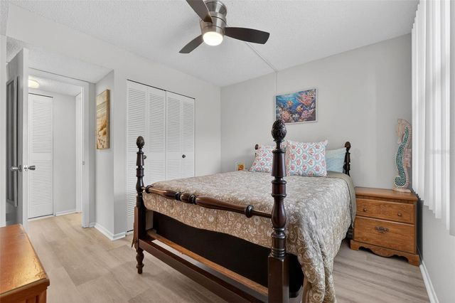 1524 LAKEVIEW ROAD 402, Clearwater, FL 33756