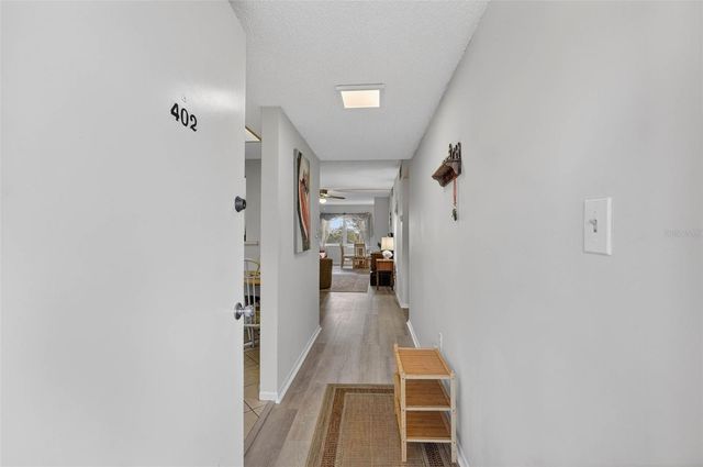 1524 LAKEVIEW ROAD 402, Clearwater, FL 33756