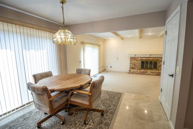 11651 Kings Charter Road, Grand Blanc, MI 48439