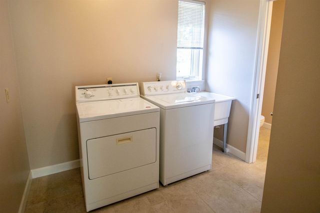 11651 Kings Charter Road, Grand Blanc, MI 48439