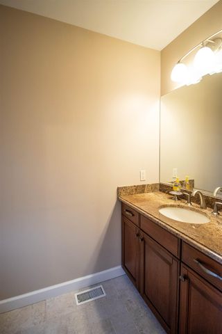 11651 Kings Charter Road, Grand Blanc, MI 48439
