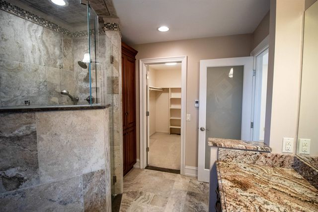 11651 Kings Charter Road, Grand Blanc, MI 48439