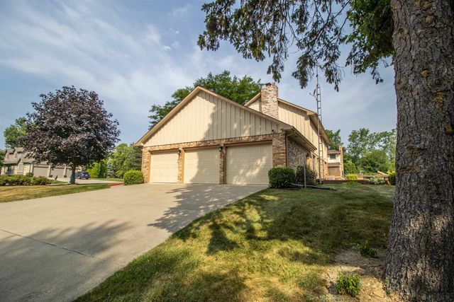 11651 Kings Charter Road, Grand Blanc, MI 48439