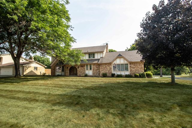 11651 Kings Charter Road, Grand Blanc, MI 48439