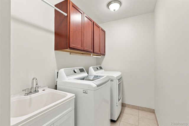 14100 Terrace Court, Plymouth Charter Township, MI 48170