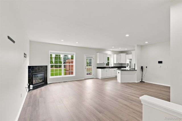 14100 Terrace Court, Plymouth Charter Township, MI 48170