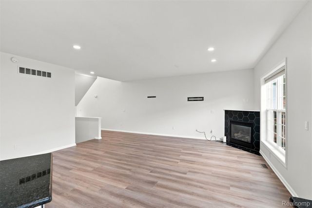 14100 Terrace Court, Plymouth Charter Township, MI 48170