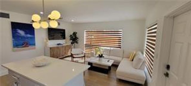 915 Intracoastal Drive 6, Fort Lauderdale, FL 33304