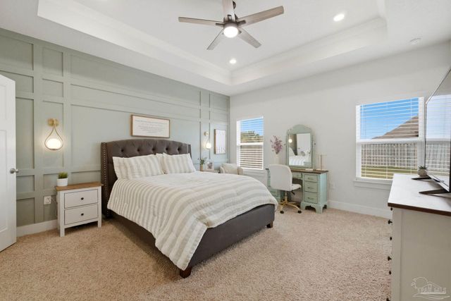 6290 Jenks Dr, Gulf Breeze, FL 32563