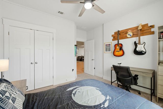 6290 Jenks Dr, Gulf Breeze, FL 32563