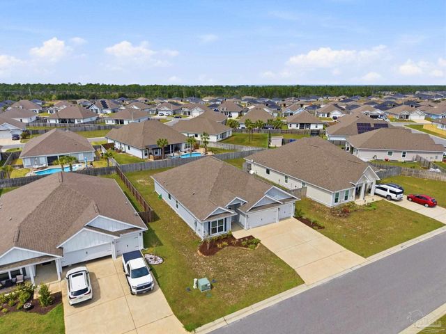 6290 Jenks Dr, Gulf Breeze, FL 32563