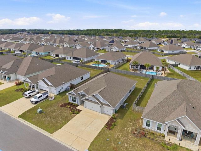 6290 Jenks Dr, Gulf Breeze, FL 32563