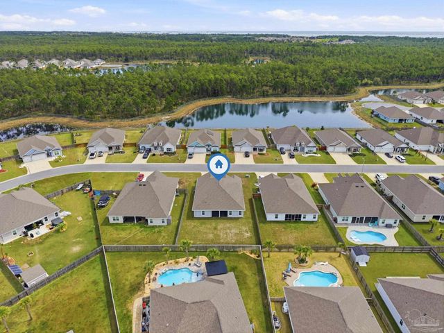 6290 Jenks Dr, Gulf Breeze, FL 32563