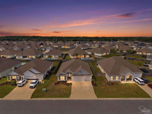 6290 Jenks Dr, Gulf Breeze, FL 32563