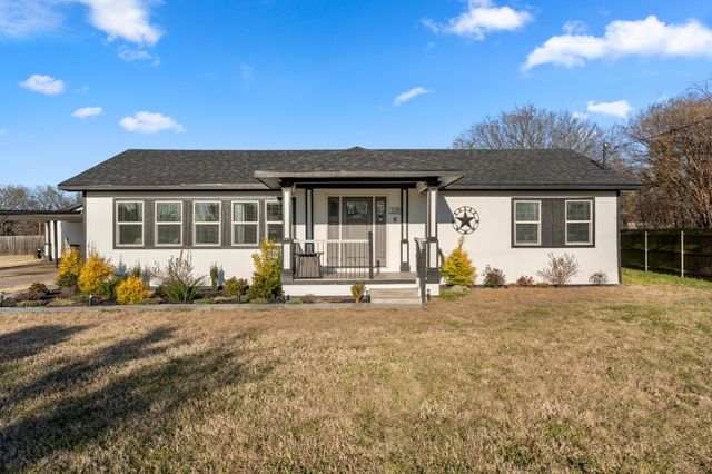 228 Autumn Wood Trail, Gun Barrel City, TX 75156