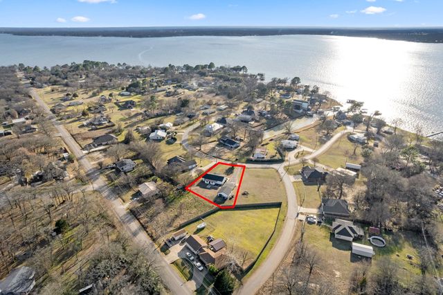 228 Autumn Wood Trail, Gun Barrel City, TX 75156