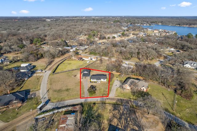 228 Autumn Wood Trail, Gun Barrel City, TX 75156
