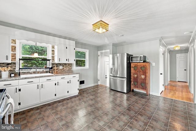 805 PENNSYLVANIA AVE, Winchester, VA 22601