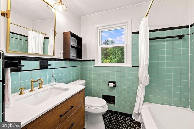 805 PENNSYLVANIA AVE, Winchester, VA 22601