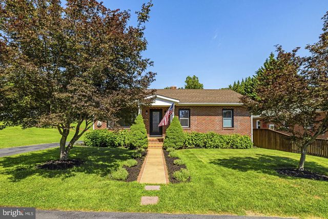 805 PENNSYLVANIA AVE, Winchester, VA 22601