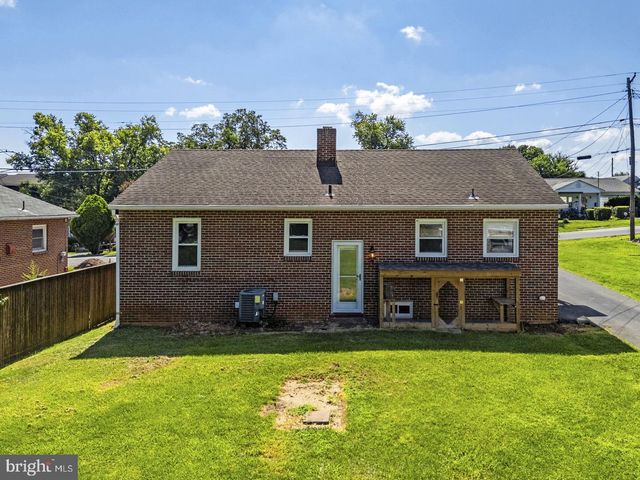 805 PENNSYLVANIA AVE, Winchester, VA 22601