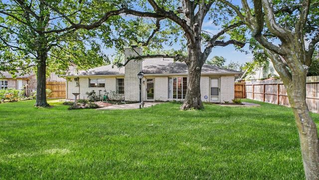 8926 Langdon Lane, Houston, TX 77036