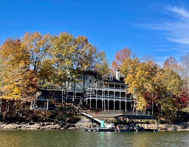 351 Coopers Cv, Lynchburg, TN 37352