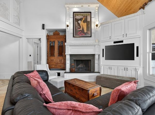 351 Coopers Cv, Lynchburg, TN 37352