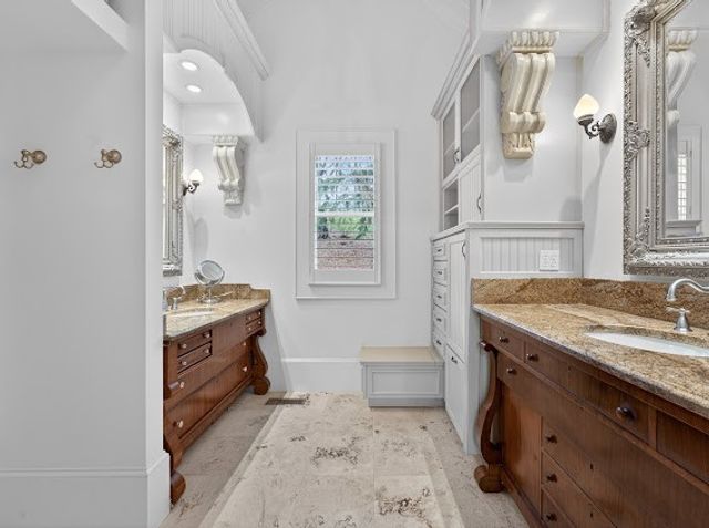 351 Coopers Cv, Lynchburg, TN 37352