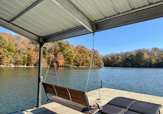 351 Coopers Cv, Lynchburg, TN 37352