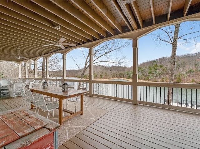 351 Coopers Cv, Lynchburg, TN 37352