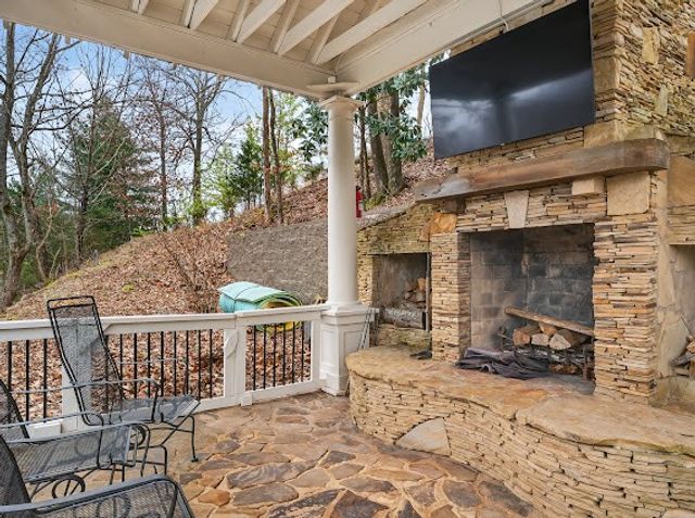 351 Coopers Cv, Lynchburg, TN 37352