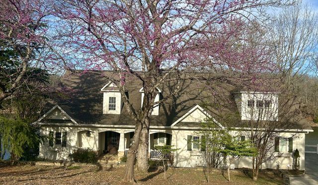 351 Coopers Cv, Lynchburg, TN 37352