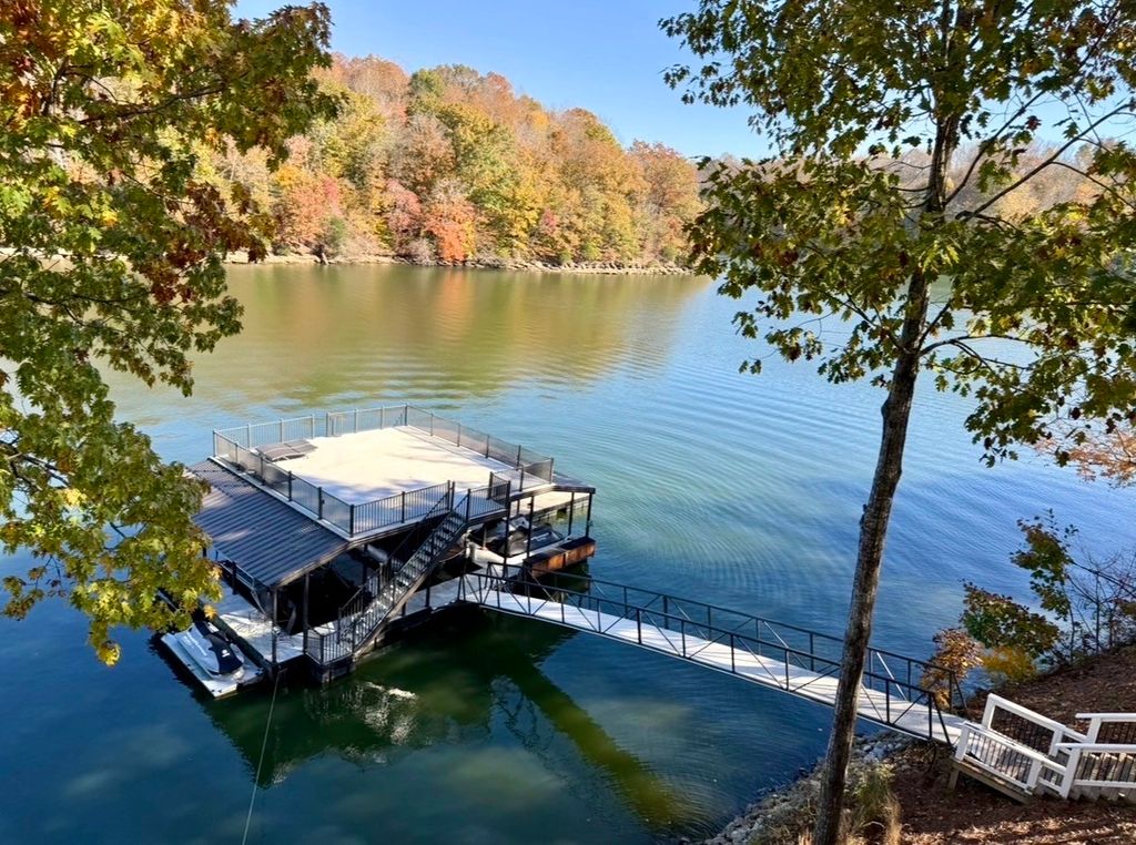 351 Coopers Cv, Lynchburg, TN 37352