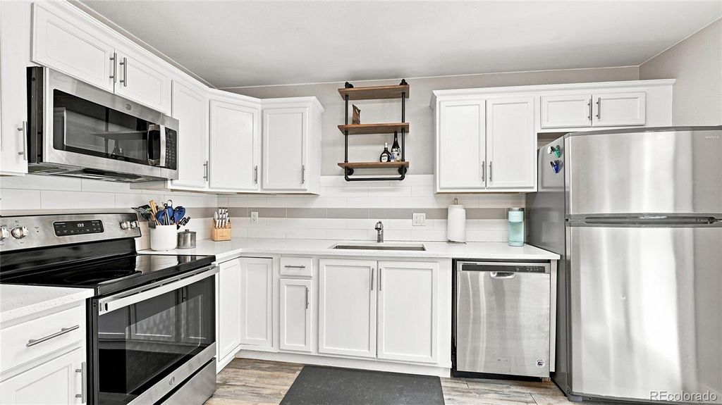 73 S Sable Boulevard D16, Aurora, CO 80012