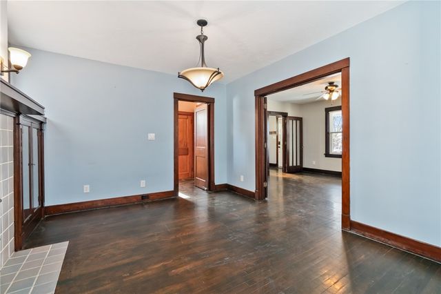 3409 Brownsville Rd, Brentwood, PA 15227